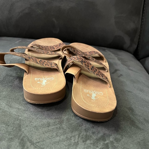 New leopard strap sandal - Picture 3 of 4